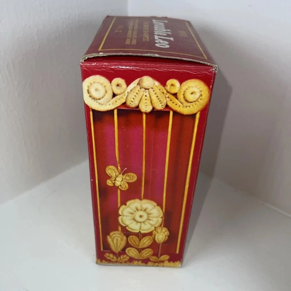 🆕Avon Vintage‎ 1974 NOS boxed “Loveable Leo” Lion shampoo/ plastic bank kitschy